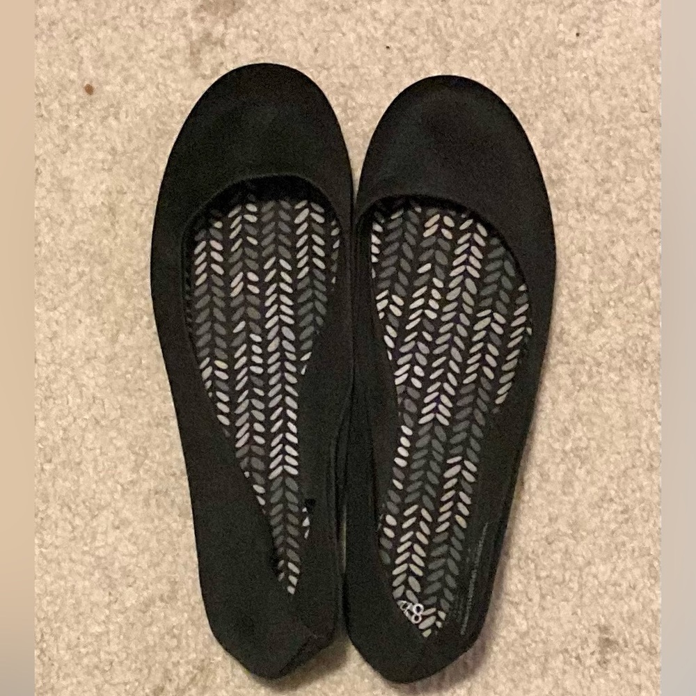 Time & Tru Women’s Size 8 1/2 Black Flats